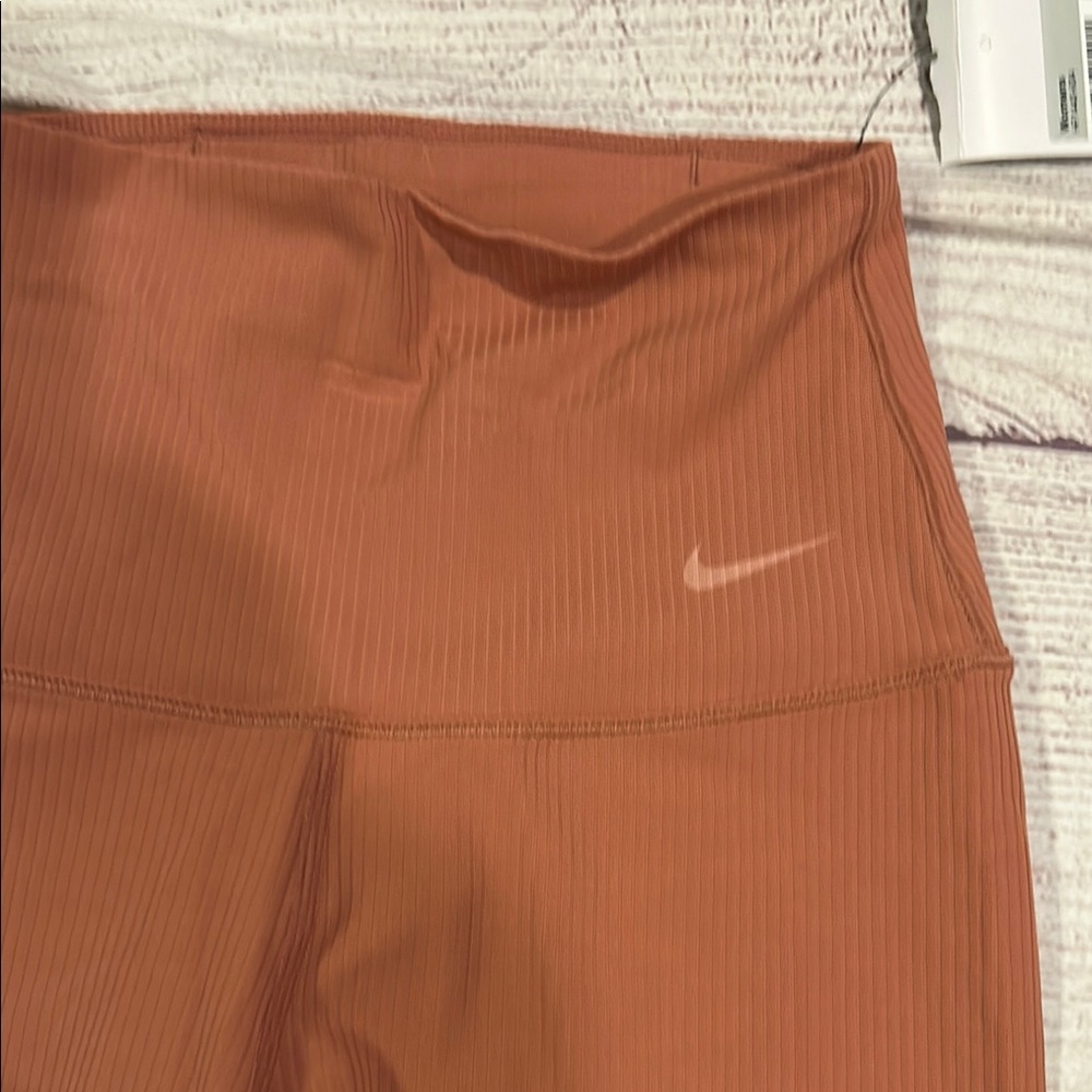 Nike Zenvy High-Waisted dri-fit Orange Leggings - Picture 2 of 4